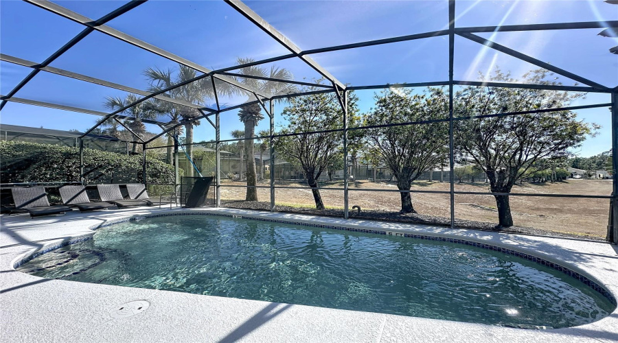 DAVENPORT, Florida 33897, 4 Bedrooms Bedrooms, ,3 BathroomsBathrooms,Residential,For Sale,TUPELO,0,MFRS5142937