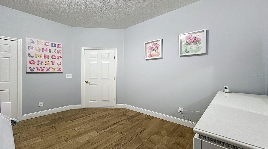 DAVENPORT, Florida 33897, 4 Bedrooms Bedrooms, ,3 BathroomsBathrooms,Residential,For Sale,TUPELO,0,MFRS5142937