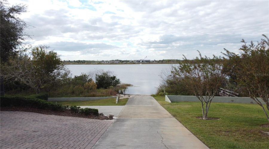 DAVENPORT, Florida 33897, 4 Bedrooms Bedrooms, ,3 BathroomsBathrooms,Residential,For Sale,TUPELO,0,MFRS5142937