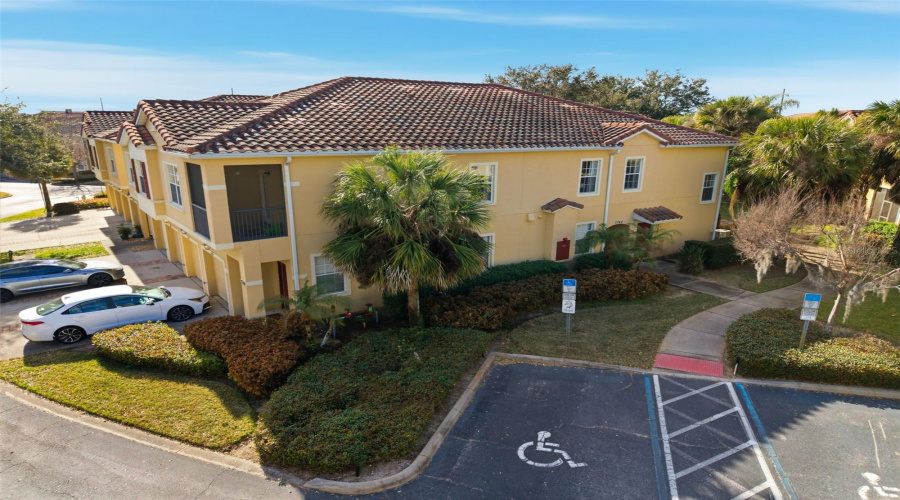 KISSIMMEE, Florida 34747, 3 Bedrooms Bedrooms, ,2 BathroomsBathrooms,Residential,For Sale,OAKWATER,0,MFRO6380137