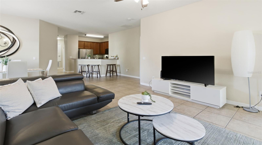 KISSIMMEE, Florida 34747, 3 Bedrooms Bedrooms, ,2 BathroomsBathrooms,Residential,For Sale,OAKWATER,0,MFRO6380137