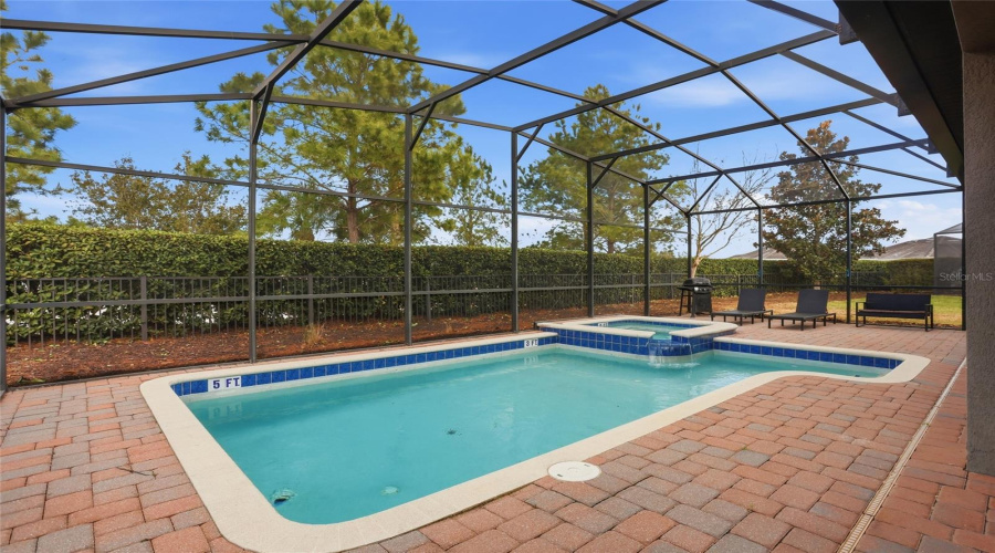 DAVENPORT, Florida 33896, 7 Bedrooms Bedrooms, ,5 BathroomsBathrooms,Residential,For Sale,SHADOW MOUNTAIN,0,MFRO6379163