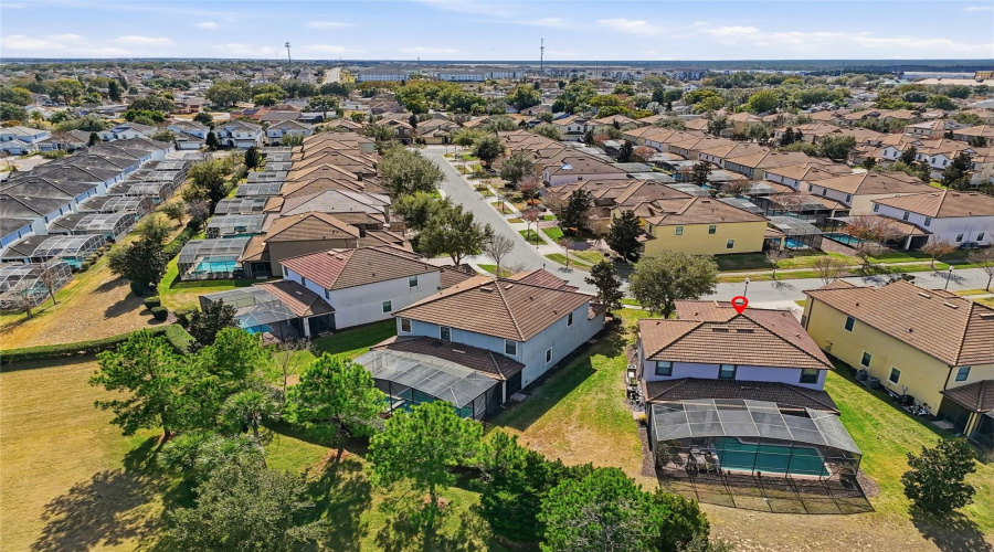 DAVENPORT, Florida 33896, 7 Bedrooms Bedrooms, ,5 BathroomsBathrooms,Residential,For Sale,SHADOW MOUNTAIN,0,MFRO6379163