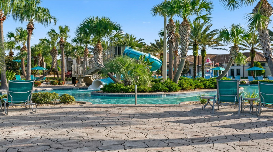 DAVENPORT, Florida 33896, 7 Bedrooms Bedrooms, ,5 BathroomsBathrooms,Residential,For Sale,SHADOW MOUNTAIN,0,MFRO6379163