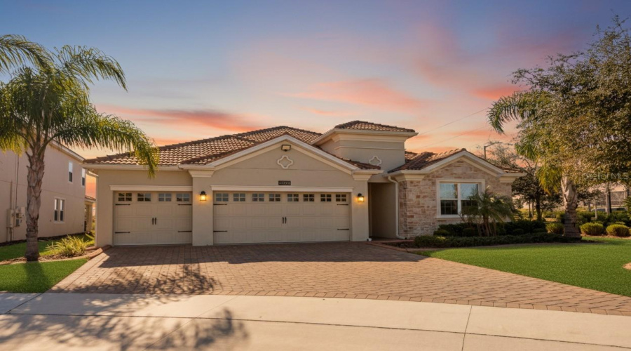 DAVENPORT, Florida 33896, 4 Bedrooms Bedrooms, ,3 BathroomsBathrooms,Residential,For Sale,CROQUET,0,MFRS5143283