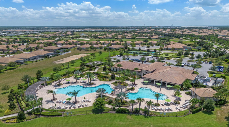 DAVENPORT, Florida 33896, 4 Bedrooms Bedrooms, ,3 BathroomsBathrooms,Residential,For Sale,CROQUET,0,MFRS5143283