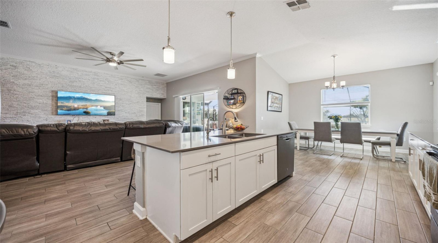 DAVENPORT, Florida 33896, 4 Bedrooms Bedrooms, ,3 BathroomsBathrooms,Residential,For Sale,CROQUET,0,MFRS5143283