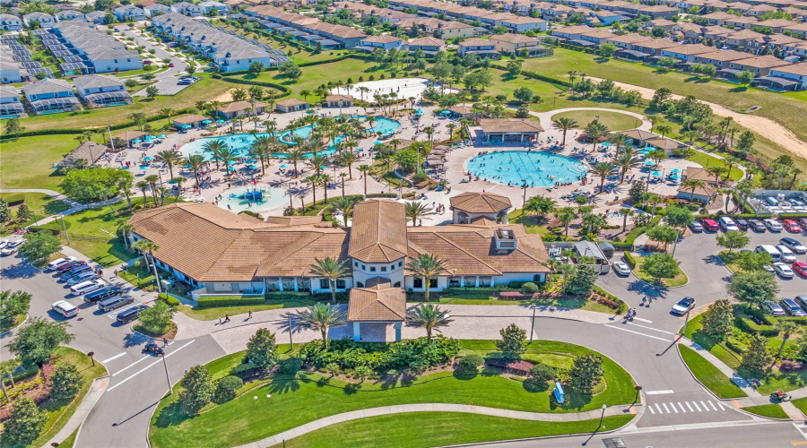 DAVENPORT, Florida 33896, 4 Bedrooms Bedrooms, ,3 BathroomsBathrooms,Residential,For Sale,CHALLENGE,0,MFRO6380351