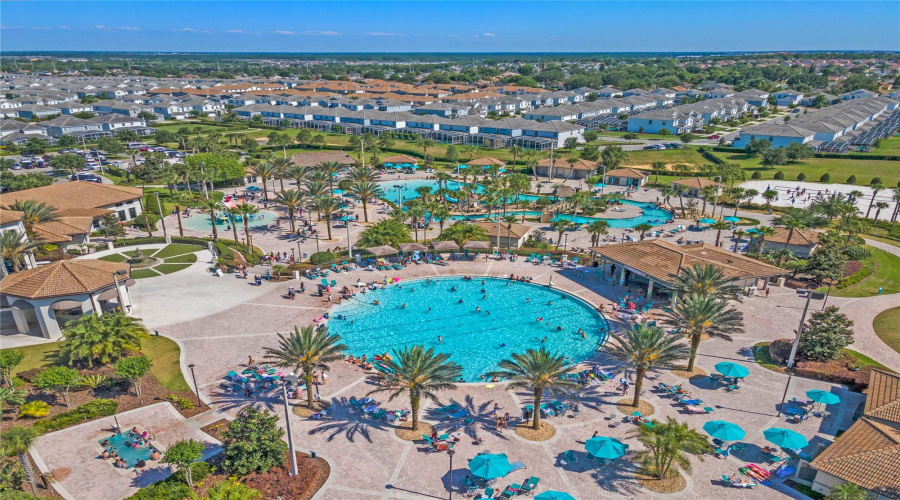 DAVENPORT, Florida 33896, 4 Bedrooms Bedrooms, ,3 BathroomsBathrooms,Residential,For Sale,CHALLENGE,0,MFRO6380351