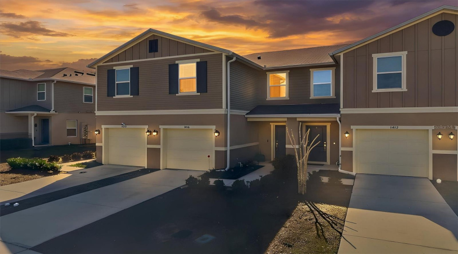 DAVENPORT, Florida 33897, 3 Bedrooms Bedrooms, ,2 BathroomsBathrooms,Residential,For Sale,MIRABELLA,0,MFRO6379383