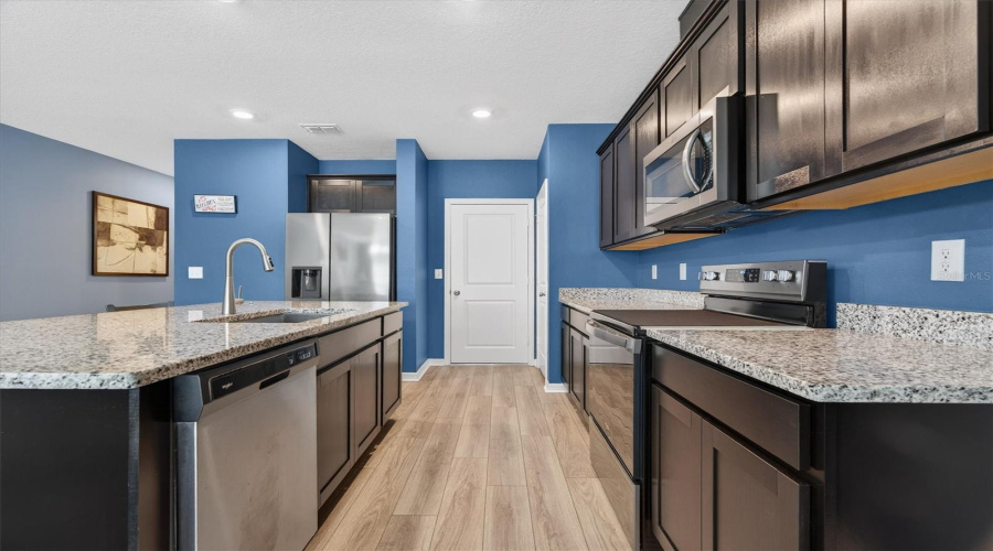 DAVENPORT, Florida 33897, 3 Bedrooms Bedrooms, ,2 BathroomsBathrooms,Residential,For Sale,MIRABELLA,0,MFRO6379383