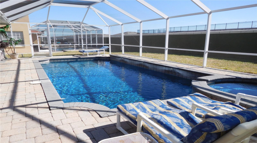 DAVENPORT, Florida 33897, 5 Bedrooms Bedrooms, ,5 BathroomsBathrooms,Residential,For Sale,VISTA,0,MFRS5143359