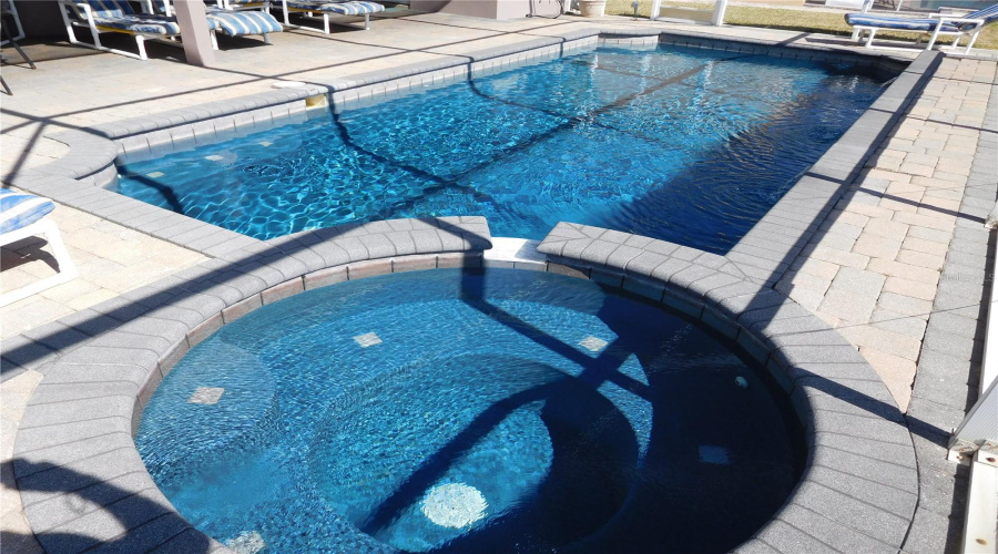 DAVENPORT, Florida 33897, 5 Bedrooms Bedrooms, ,5 BathroomsBathrooms,Residential,For Sale,VISTA,0,MFRS5143359