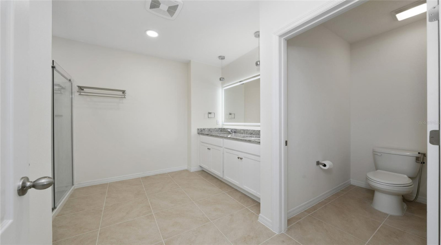 DAVENPORT, Florida 33837, 5 Bedrooms Bedrooms, ,3 BathroomsBathrooms,Residential,For Sale,MOULIN,0,MFRO6380628