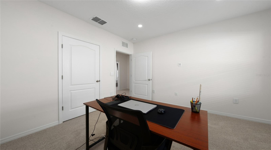 DAVENPORT, Florida 33837, 5 Bedrooms Bedrooms, ,3 BathroomsBathrooms,Residential,For Sale,MOULIN,0,MFRO6380628