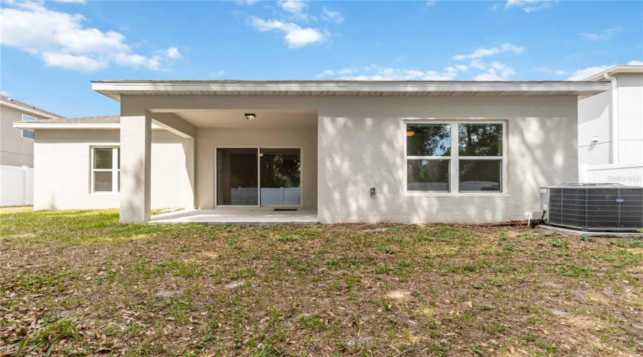 DAVENPORT, Florida 33837, 4 Bedrooms Bedrooms, ,2 BathroomsBathrooms,Residential,For Sale,AVENAL,0,MFRO6303370