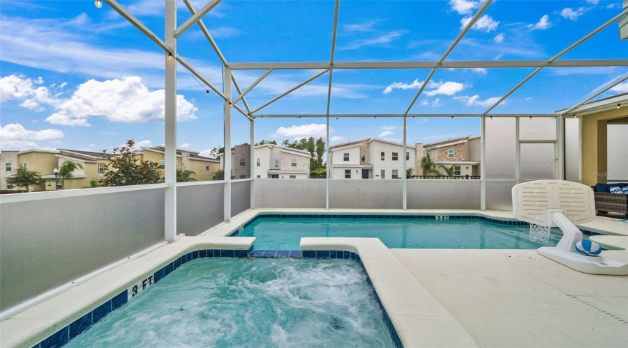 DAVENPORT, Florida 33896, 5 Bedrooms Bedrooms, ,5 BathroomsBathrooms,Residential,For Sale,KINGSBARN,0,MFRO6380692