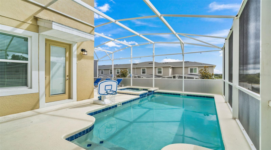 DAVENPORT, Florida 33896, 5 Bedrooms Bedrooms, ,5 BathroomsBathrooms,Residential,For Sale,KINGSBARN,0,MFRO6380692