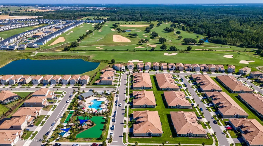 DAVENPORT, Florida 33896, 5 Bedrooms Bedrooms, ,5 BathroomsBathrooms,Residential,For Sale,KINGSBARN,0,MFRO6380692