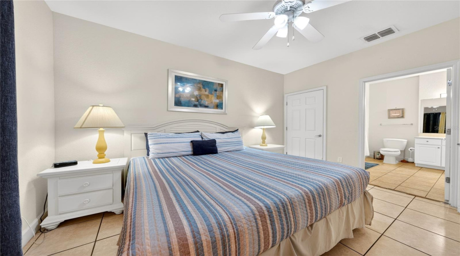 KISSIMMEE, Florida 34746, 4 Bedrooms Bedrooms, ,3 BathroomsBathrooms,Residential,For Sale,LUCAYAN HARBOUR CIR,0,MFRO6379583