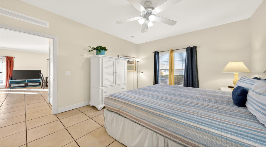 KISSIMMEE, Florida 34746, 4 Bedrooms Bedrooms, ,3 BathroomsBathrooms,Residential,For Sale,LUCAYAN HARBOUR CIR,0,MFRO6379583