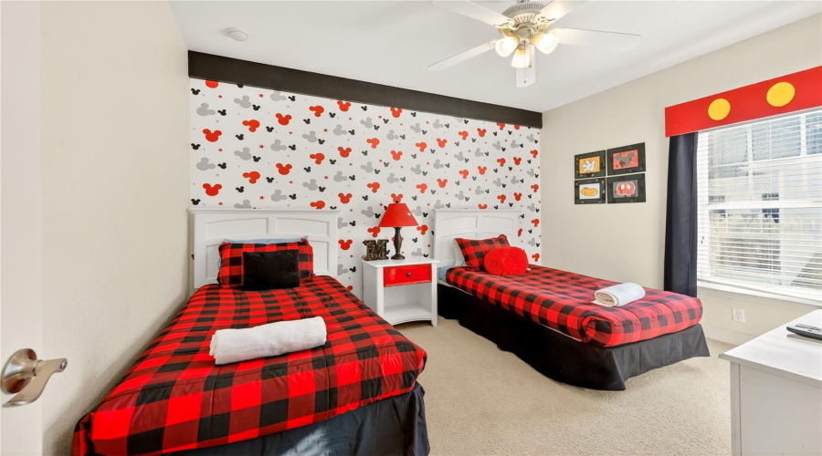 KISSIMMEE, Florida 34746, 4 Bedrooms Bedrooms, ,3 BathroomsBathrooms,Residential,For Sale,LUCAYAN HARBOUR CIR,0,MFRO6379583