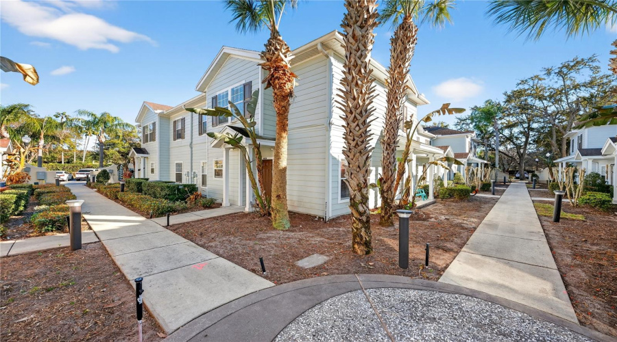 KISSIMMEE, Florida 34746, 4 Bedrooms Bedrooms, ,3 BathroomsBathrooms,Residential,For Sale,LUCAYAN HARBOUR CIR,0,MFRO6379583