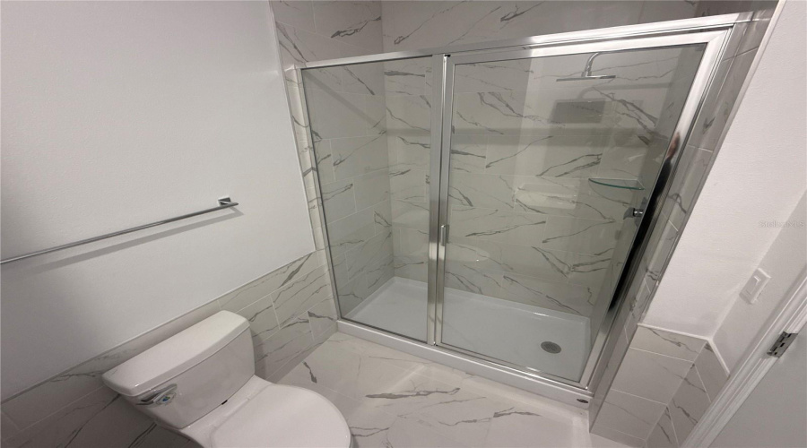 Bathroom 3 in bedroom 4, master 1 2nd floor