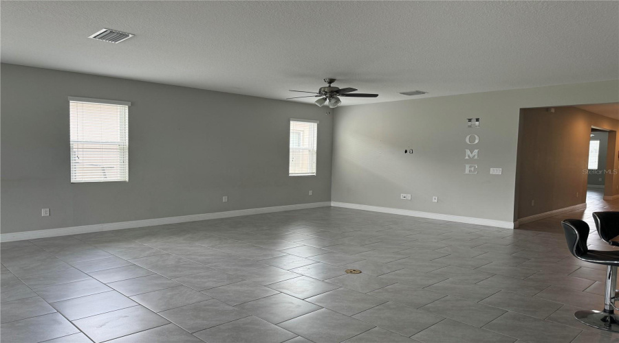 DAVENPORT, Florida 33896, 4 Bedrooms Bedrooms, ,2 BathroomsBathrooms,Residential,For Sale,YORKSHIRE,0,MFRO6380318