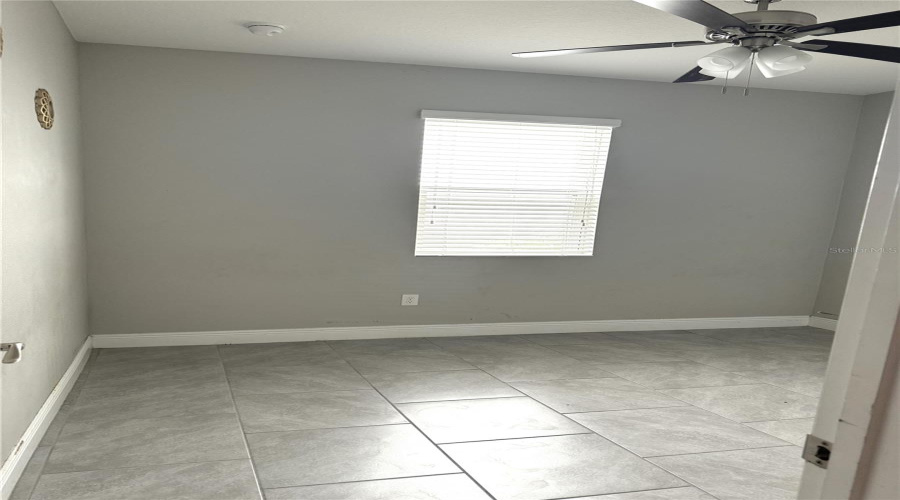 DAVENPORT, Florida 33896, 4 Bedrooms Bedrooms, ,2 BathroomsBathrooms,Residential,For Sale,YORKSHIRE,0,MFRO6380318