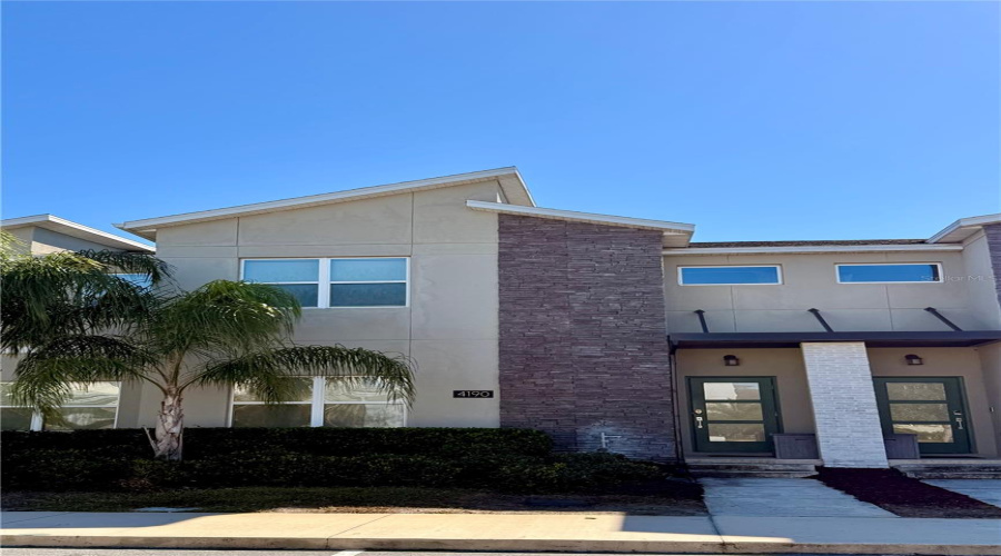 KISSIMMEE, Florida 34746, 4 Bedrooms Bedrooms, ,3 BathroomsBathrooms,Residential,For Sale,PARAGRAPH,0,MFRS5143006