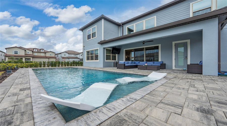 ORLANDO, Florida 32836, 4 Bedrooms Bedrooms, ,4 BathroomsBathrooms,Residential,For Sale,LEAF GROVE CIRCLE,0,MFRS5143398