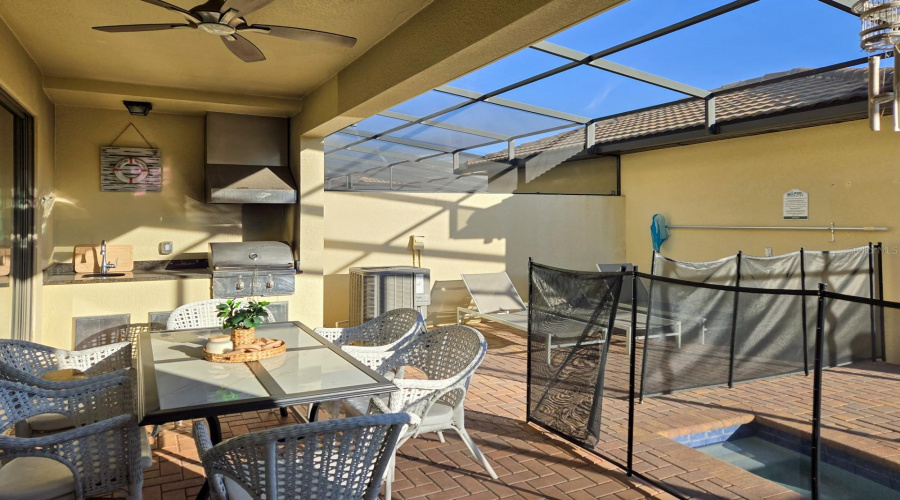 KISSIMMEE, Florida 34747, 5 Bedrooms Bedrooms, ,4 BathroomsBathrooms,Residential,For Sale,MAJORCA,0,MFRO6380751