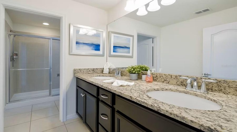 KISSIMMEE, Florida 34747, 7 Bedrooms Bedrooms, ,5 BathroomsBathrooms,Residential,For Sale,ZURICH,0,MFRO6348445