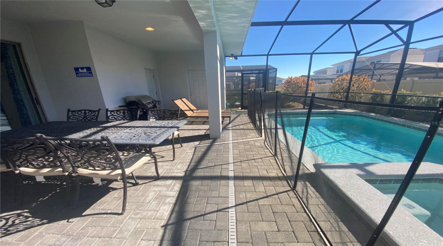 KISSIMMEE, Florida 34747, 7 Bedrooms Bedrooms, ,5 BathroomsBathrooms,Residential,For Sale,ZURICH,0,MFRO6348445