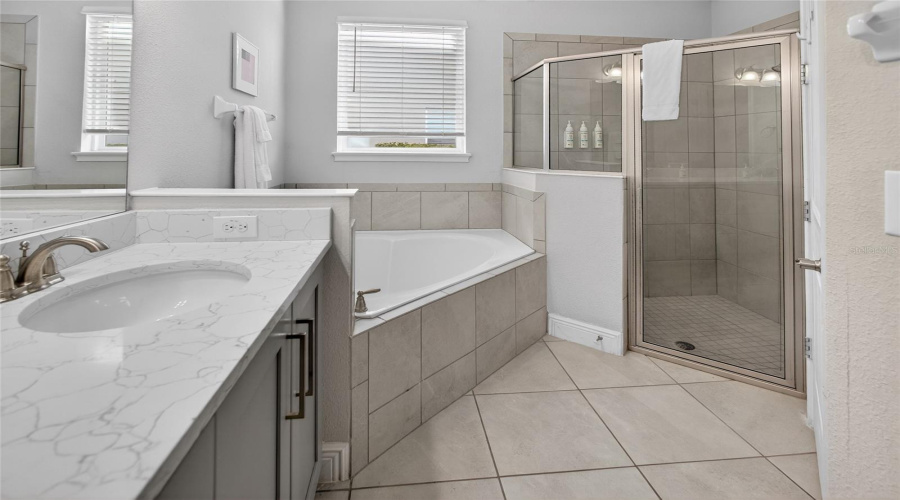 KISSIMMEE, Florida 34747, 11 Bedrooms Bedrooms, ,10 BathroomsBathrooms,Residential,For Sale,FAIRFAX,0,MFRO6380550