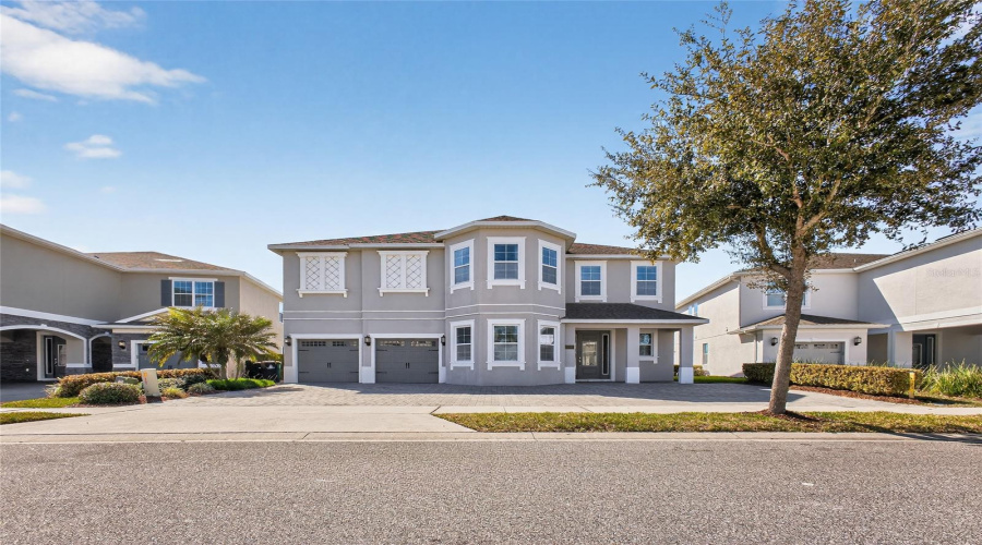 KISSIMMEE, Florida 34747, 11 Bedrooms Bedrooms, ,10 BathroomsBathrooms,Residential,For Sale,FAIRFAX,0,MFRO6380550