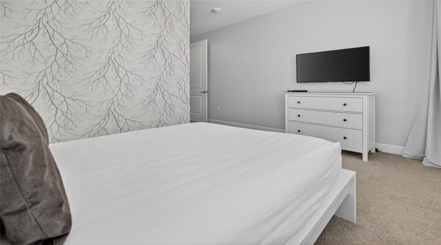 KISSIMMEE, Florida 34747, 11 Bedrooms Bedrooms, ,10 BathroomsBathrooms,Residential,For Sale,FAIRFAX,0,MFRO6380550