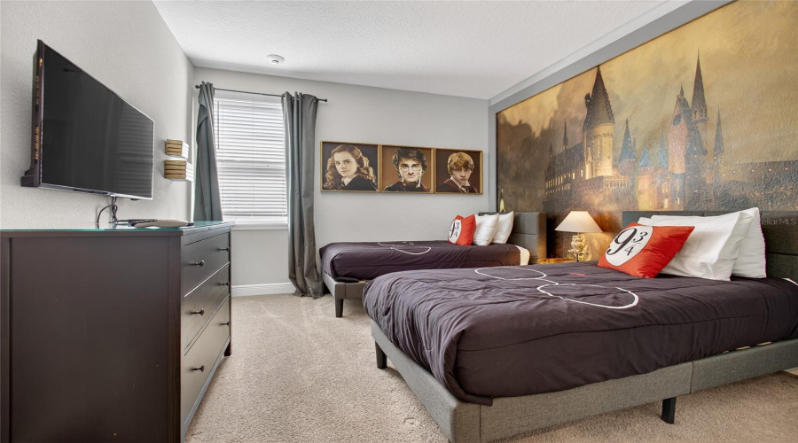 KISSIMMEE, Florida 34747, 11 Bedrooms Bedrooms, ,10 BathroomsBathrooms,Residential,For Sale,FAIRFAX,0,MFRO6380550