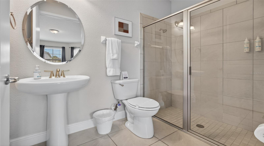 KISSIMMEE, Florida 34747, 11 Bedrooms Bedrooms, ,10 BathroomsBathrooms,Residential,For Sale,FAIRFAX,0,MFRO6380550