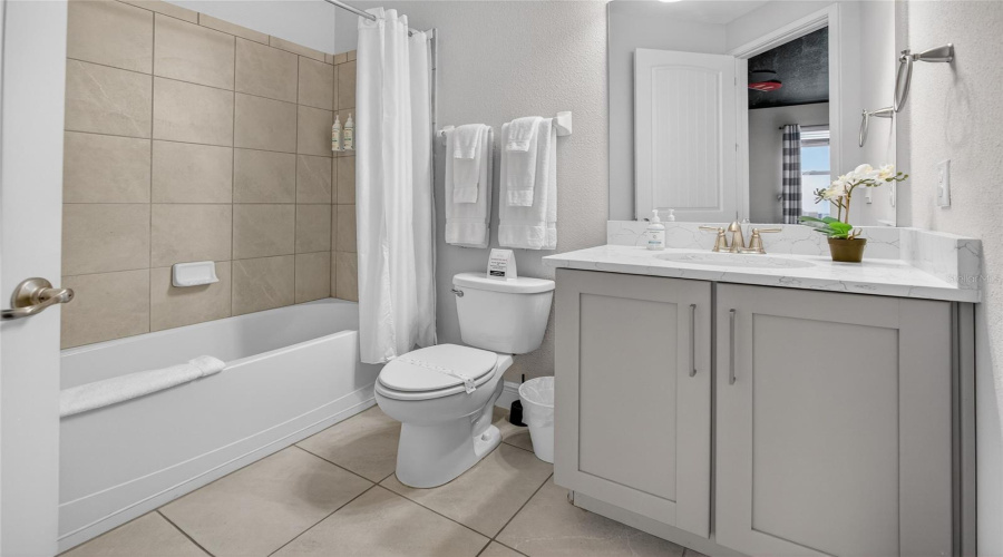 KISSIMMEE, Florida 34747, 11 Bedrooms Bedrooms, ,10 BathroomsBathrooms,Residential,For Sale,FAIRFAX,0,MFRO6380550