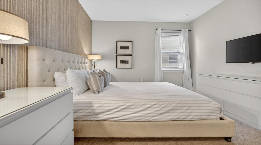 KISSIMMEE, Florida 34747, 11 Bedrooms Bedrooms, ,10 BathroomsBathrooms,Residential,For Sale,FAIRFAX,0,MFRO6380550