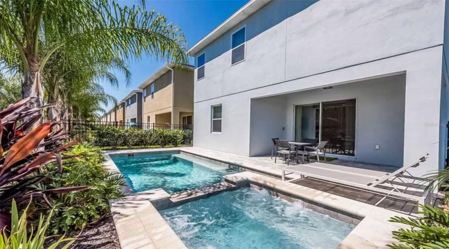 KISSIMMEE, Florida 34747, 8 Bedrooms Bedrooms, ,7 BathroomsBathrooms,Residential,For Sale,LASSO,0,MFRO6380819