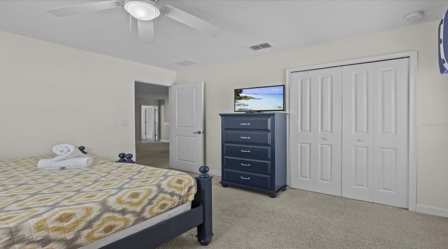 DAVENPORT, Florida 33896, 8 Bedrooms Bedrooms, ,5 BathroomsBathrooms,Residential,For Sale,SCRAMBLE,0,MFRS5142790