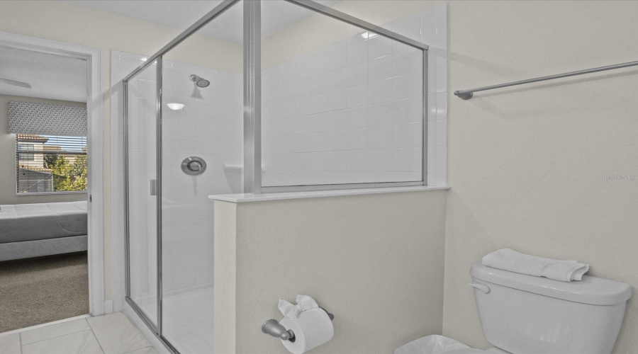 DAVENPORT, Florida 33896, 8 Bedrooms Bedrooms, ,5 BathroomsBathrooms,Residential,For Sale,SCRAMBLE,0,MFRS5142790