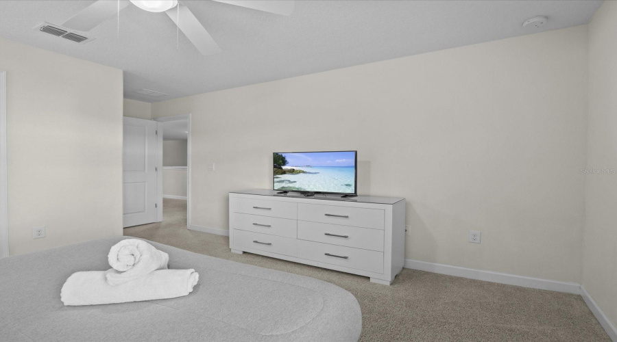 DAVENPORT, Florida 33896, 8 Bedrooms Bedrooms, ,5 BathroomsBathrooms,Residential,For Sale,SCRAMBLE,0,MFRS5142790