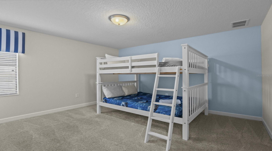 DAVENPORT, Florida 33896, 8 Bedrooms Bedrooms, ,5 BathroomsBathrooms,Residential,For Sale,SCRAMBLE,0,MFRS5142790