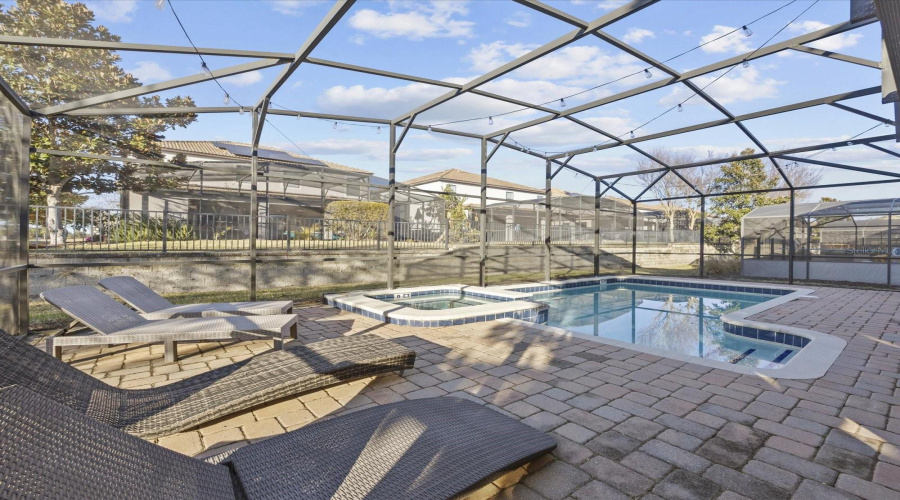 DAVENPORT, Florida 33896, 8 Bedrooms Bedrooms, ,5 BathroomsBathrooms,Residential,For Sale,SCRAMBLE,0,MFRS5142790