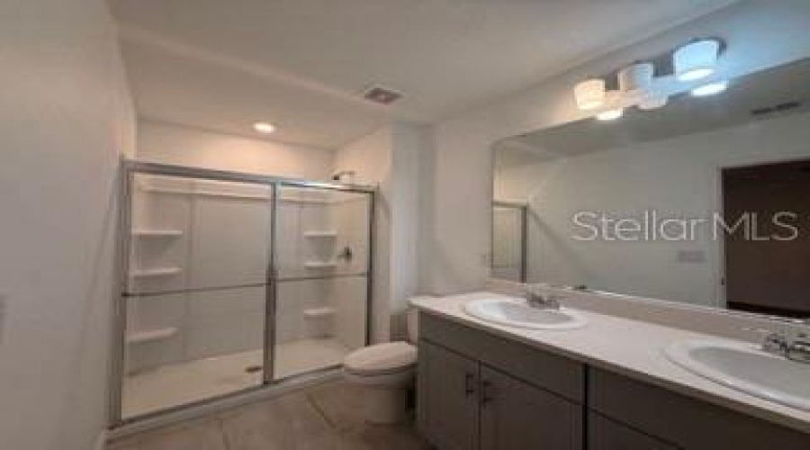 DAVENPORT, Florida 33837, 3 Bedrooms Bedrooms, ,2 BathroomsBathrooms,Residential,For Sale,CANARY,0,MFRS5143457