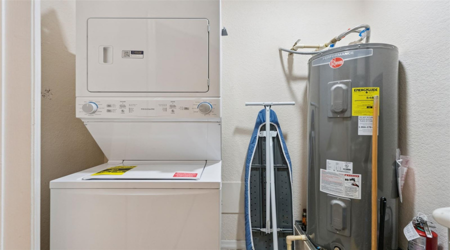 KISSIMMEE, Florida 34747, 2 Bedrooms Bedrooms, ,2 BathroomsBathrooms,Residential,For Sale,TREASURE TROVE,0,MFRO6376469